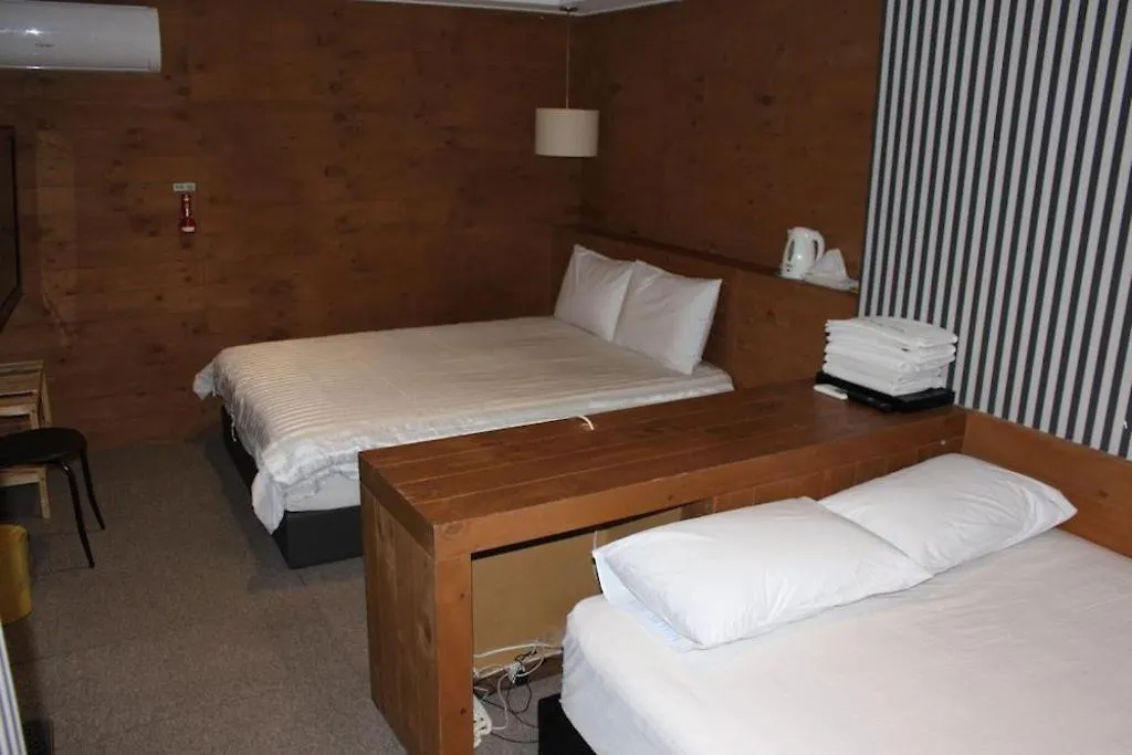 Hotel Biz Jongno Insadong Seul 2*,  Güney Kore